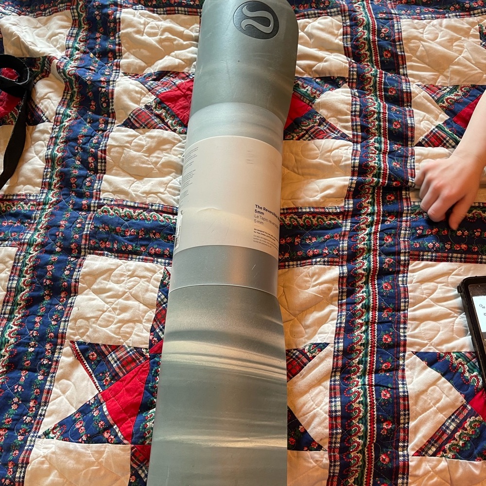 Lululemon 5mm reversible yoga mat